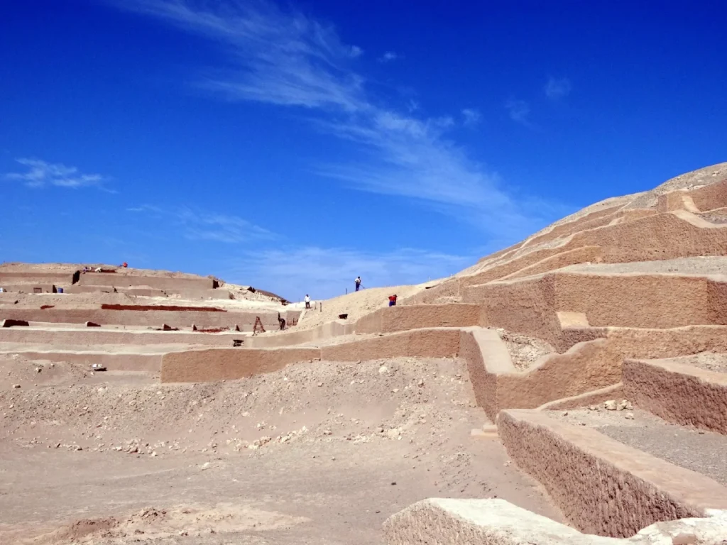 Cahuachi: El centro ceremonial de barro más grande del mundo